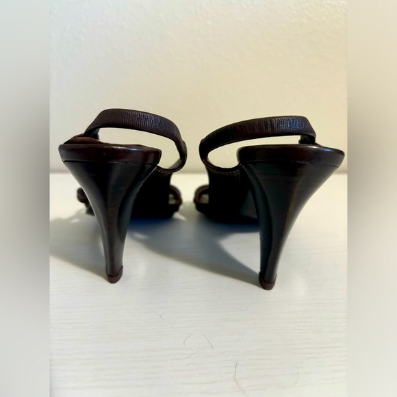 PRADA 38 Vintage 4” heel. Open toe, sling-back Brown leather - Picture 3 of 5
